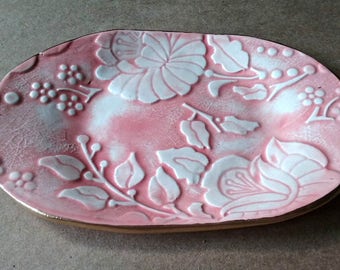 Ceramic Soap Dish Coral edged in gold