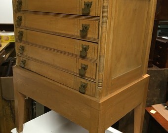 Antique Spool Cabinet Oak from old Kentucky general store 1920 custom made excellent 36.5h18d24.5w Shipping is Not free