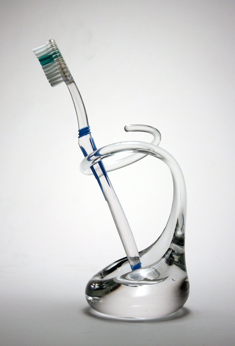 Clear glass toothbrush holder