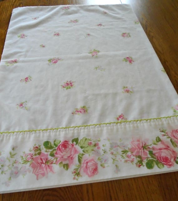 pretty pink roses pillowcase / blooming rose pillowcase / pretty pink roses pillowcase / blooming rose pillowcase /