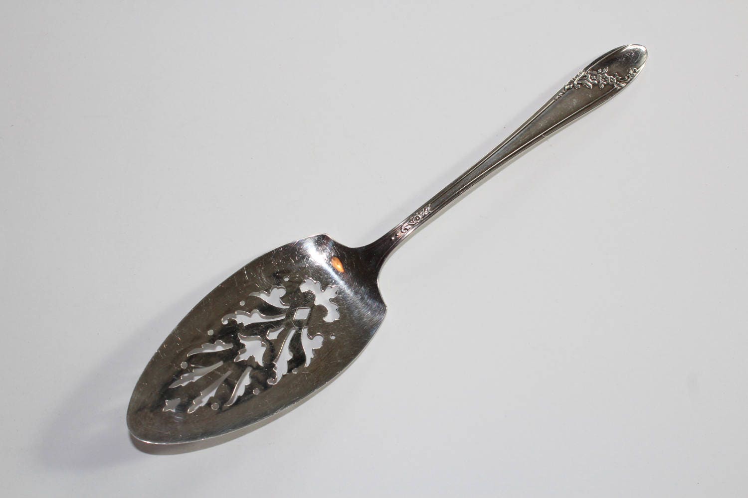 Vintage Silverplate Cake Spatula Pie Server Oneida Queen Bess