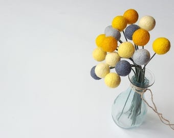 Felt billy balls, billy ball flowers, felt ball flowers, felt ball bouquet, felt craspedia, pom pom flowers, alternative bridal bouquet