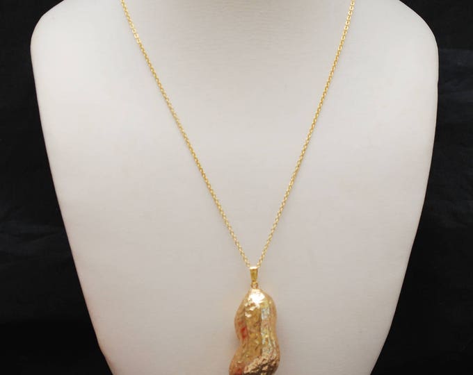 Goldplated Peanut Necklace - real peanut inside - Jimmy Cater pendant necklace