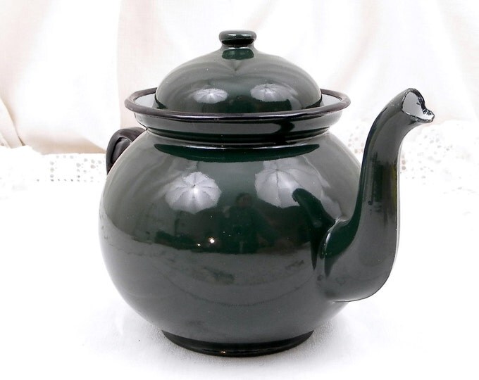 Vintage Dark Green Enamelware Tea Pot in Excellent Condition, Usable Enamelware Retro Camping Kettle, Small Coffee Pot from France