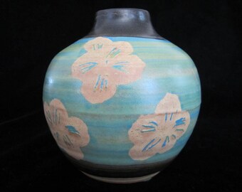 Pacific Stoneware Vase Art Pottery Vintage Bennett Welsh Stylized Floral Motif Gourd Vase 1971 Hibiscus Motif Blues and Greens Oregon USA