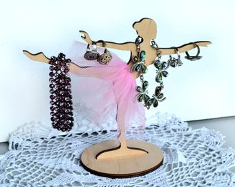 Wood Ring holder, jewelry organizer, Ballerina figure, Ballet Dancer, Ring jewelry Dish, girls bedroom decor, dance ornament