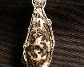 silver lace onyx meaning