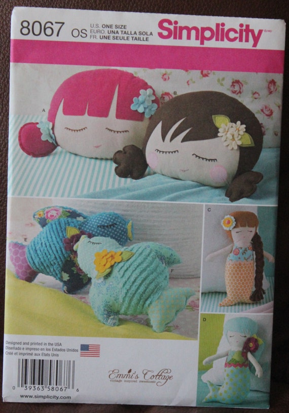 Stuffed Doll Pillow Pattern Simplicity 8067 from Sariahsdollcloset on