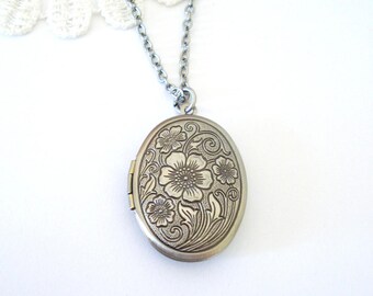 Silver Poppy Locket, Antiqued Silver Locket, Floral Locket, Flower Jewelry, Gift for Her