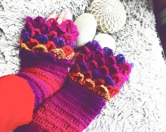Dragonscale gloves, crochet fingerless gloves, rainbow fingerless mittens, crochet dragon gloves, game of thrones inspired mittens