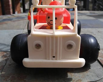 Vintage 1968 Fisher Price Fire Engine
