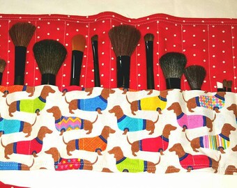 Make Up Brushes-Cosmetic Bag-Make Up Brush Holder-Dashhund-Dog-Dots-Red-Weiner Dog-Cosmetics-Travel-Luggage