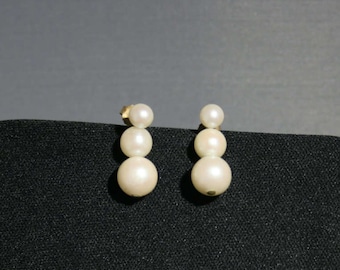 Vintage Faux Pearl Earrings Bride Bridesmaid wedding earrings