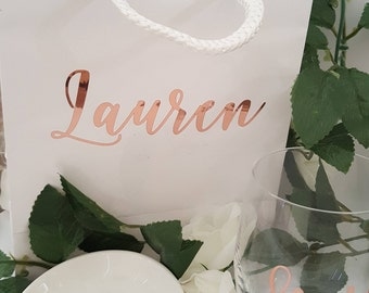 Small White Personalized Gift Bags or Plain White Gloss Gift Bags- Bridesmaid gift bags,wedding gift bag,family or friend gift bag