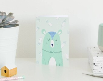 Carte de Félicitations Naissance Garçon - Mignon ours vert