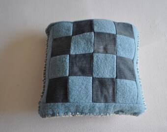 wool blanket pillow, blanket patchwork pillow, vintage blanket pillow, blue jeans color , knitted cushions, vintage pillow, blanket cushion