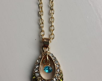 Crystal teardrop pendant necklace