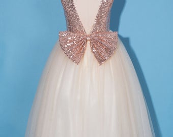 Flower girl dress/Rose gold sequin flower girl dress/Rose gold pageant dress/rose gold champagne tulle dress/rose gold birthday party dress