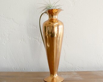 Vintage Rustic Copper Pitcher, Copper Bud Vase, Decorative Pitcher, Copper Vessel, Decorative Vase, Farmhouse Table Decor, Cottage Decor