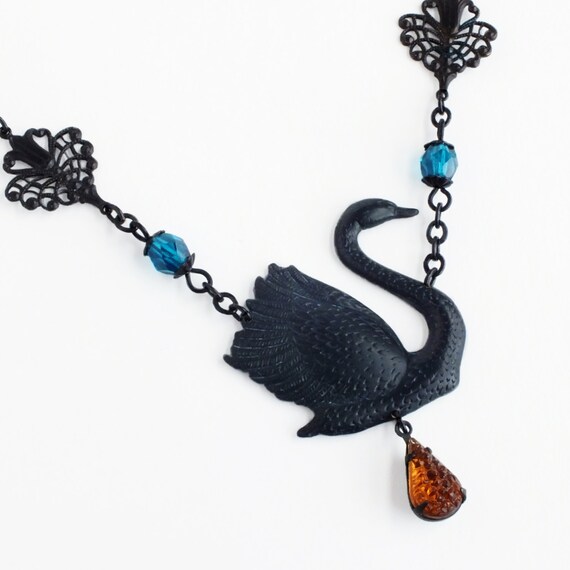 Black Swan Necklace Antiqued Black Brass Chain Vintage