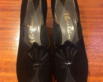 Vintage Late 1930s Early 1940s Florsheim Black Suede Open Toe Pumps Size 8.5