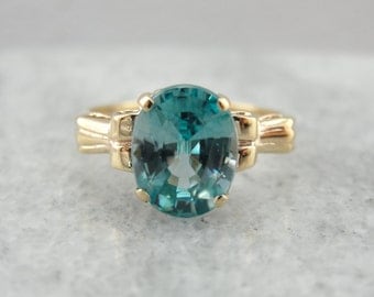 Vintage Blue Zircon Ring in Yellow Gold UNX5MD-N