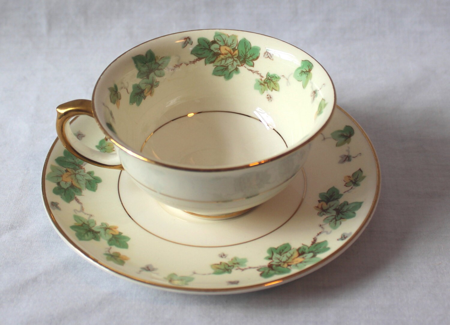 Set of 4 Pope Gosser American Ivy Cup and Saucer