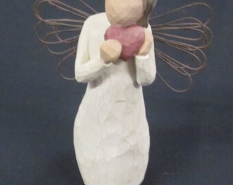 ANGEL of THE HEART Willow Tree Figurine
