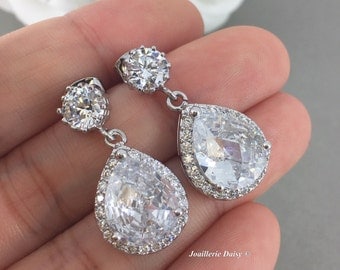 Bridal Earrings, Wedding Earrings, Dangle Earrings, CZ Earrings, Rhinestones Earrings, Teardrop Earrings, Bridal Jewelry, Bridesmaids Gifts