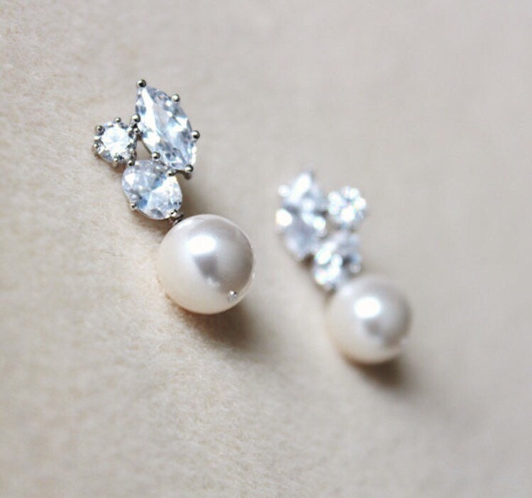 Pearl Bridal Earrings Pearl Wedding Jewelry White Ivory Cream Swarovski Crystal Pearl Earrings Bridesmaid Earrings Bridesmaid Gift Jewelry