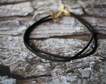 Sesi Leather Choker