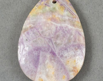 Natural Striped Lilac Chalcedony Teardrop Pendant. 49x34x7 mm.