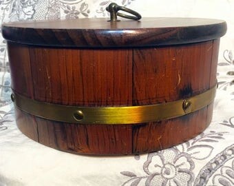 Covered Wooden Bowl, Nut Bowl, Pecan Pistachio Bowl, MCM Wooden Bowl, Wood Slat Canister, Vermont Wood Specialties USA, Vintage 1970s