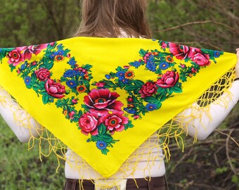 Ukrainian shawl Russian style scarf Chale russe Floral russian shawl Folk print russia Flowers on shawl Folk shawl gift her folk scarf