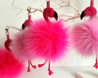 Flamingo, Faux fur pom pom, Flamingo bag hanger, Pink pom pom, Flamingo lover gift Bag charm, Purse charm, Pretty flamingo keyring mum gift