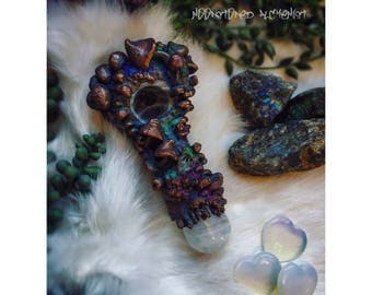 Large Mushroom Fantasy Electroformed Glass Pipe - Quartz Crystal Pipe with Hand Sculpted Woodland Mushroom elements - Rainbow Psychedelic