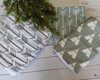 Baby Blanket, Burp Cloths, Arrow Baby blanket, Gender Neutral Baby Gift, Arrow Swaddle Blanket, Gray and White baby blanket, swaddle blanket