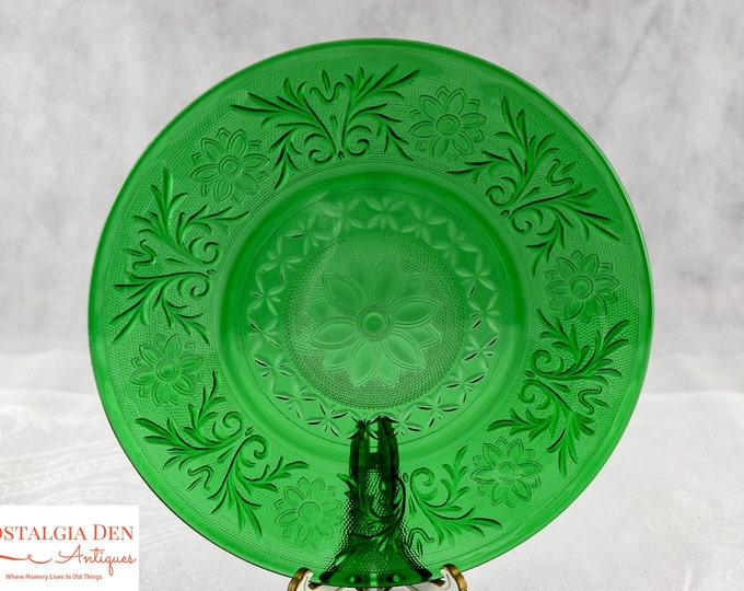 Sandwich Glass | 9 Inch Dinner Plate | Green Depression Glass | Vintage Anchor Hocking