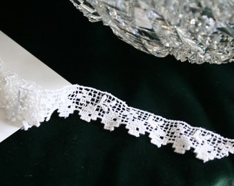 Vintage Dainty White Lace, 6 Yards
