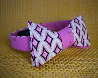 Gold Anchors on Pink/Embellished Diamonds on Cream Bow Tie