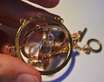 Hermione's time-Turner Necklace (Harry Potter)