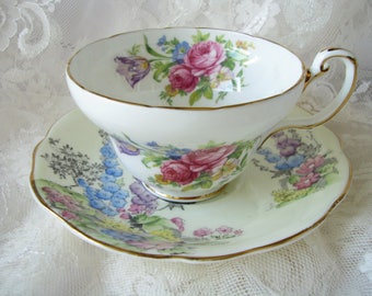 Foley cup Mismatched china Floral tea set Garden pattern china Flower cup saucer Mother gift for grandmother Vintage lover gift Shabby style