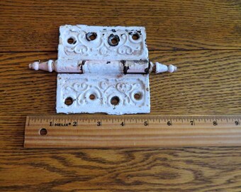 shabby chic door hardware/pink door hardware/finial ends/Victorian door hardware,Victorian bracket,chippy paint hardware,