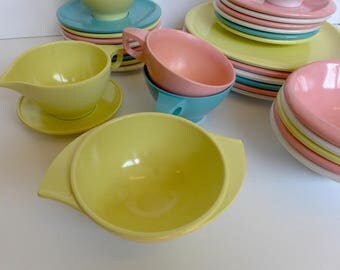 Vintage 1950's Boontonware Melamine Dishes