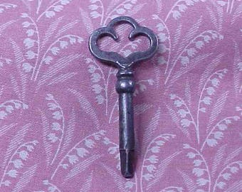 Vintage Treadle Sewing Machine Drawer Key 3 Sided End