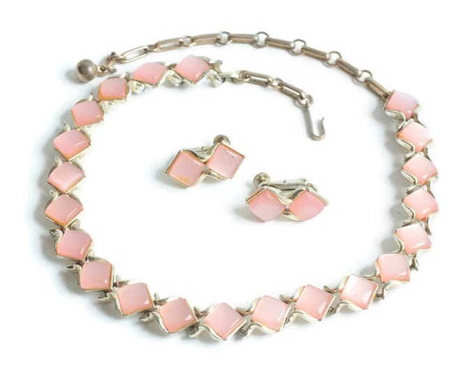 Pink Moonglow Necklace Signed Coro Thermoset Plastic Vintage