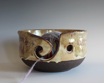 Gifts For Knitters, knitting bowl, Yarn Bowl, pottery yarn bowl, pottery knitting bowl, handmade ceramic yarn bowl, READY to Ship