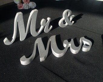 Mr AND. Mrs sign set. Wedding signs set mr and mrs. Wedding Signs for TOP TABLE. Stable Standing Mr and Mrs wedding signs