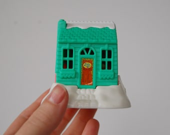 Polly Pocket Compact Chalet House, Vintage Polly Pocket Playset Bluebird Toys 1995 , Green and Pink Polly Pocket House