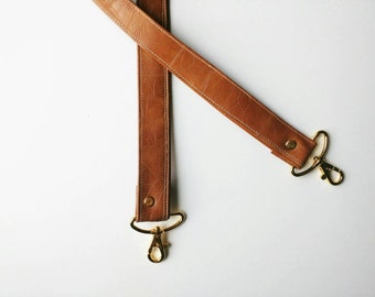 Add-on Crossbody faux leather caramel brown strap